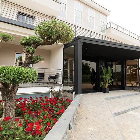 Dimora Delle Rose Agriresort Brusciano Екстериор снимка